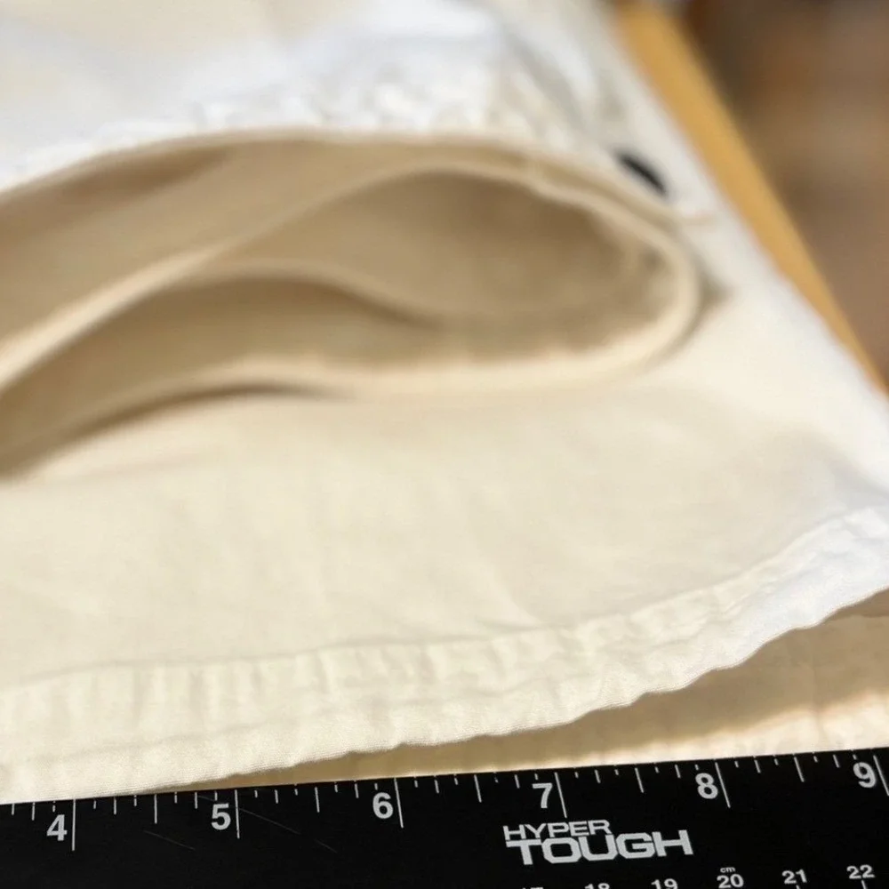 Belongings cargo crop